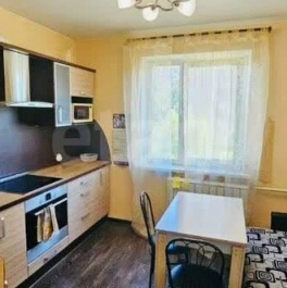 Продажа 1-комн квартиры на вторичном рынке Маршала Казакова ул,  д. 58,  к. 1