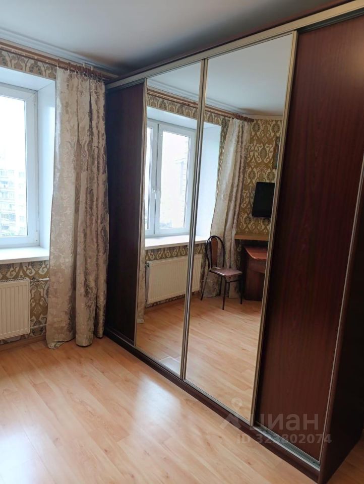 Аренда 1-комн квартиры на вторичном рынке Октябрьская набережная, 124к7