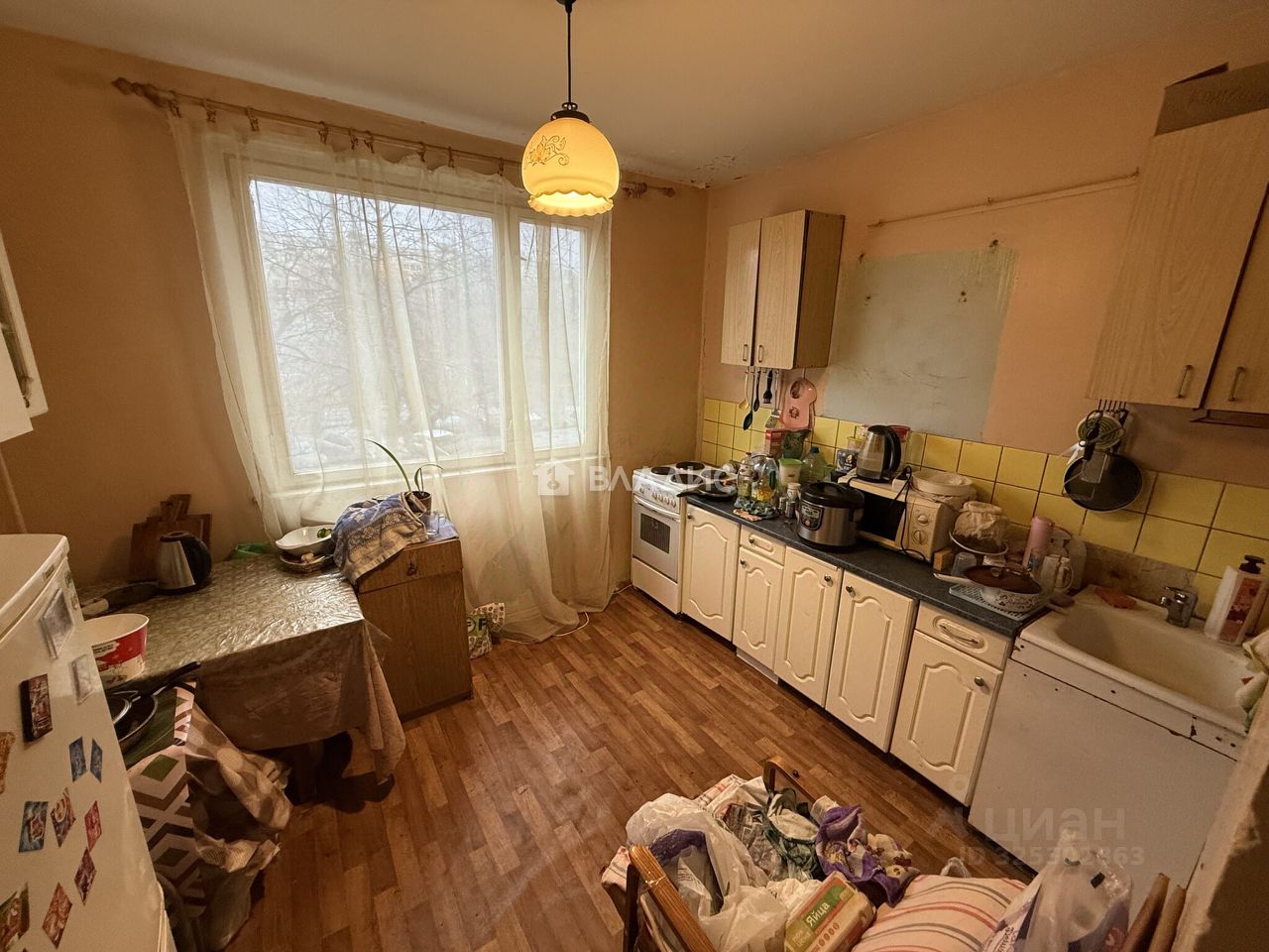 Продажа 2-комн квартиры на вторичном рынке Батайский проезд, 17
