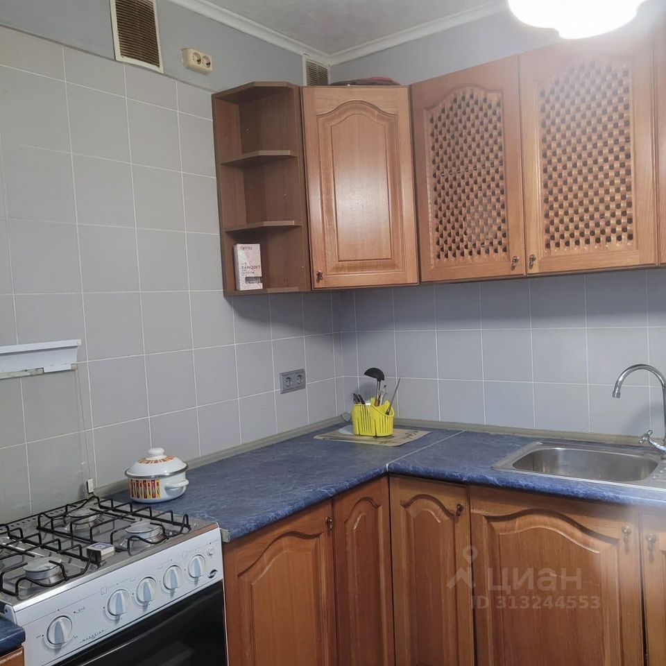 Продажа 1-комн квартиры на вторичном рынке Колпино, улица Коммуны, 23