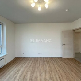 Продажа 3-комн квартиры на вторичном рынке Никитинская улица,  д. 5