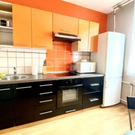 Продажа 1-комн квартиры на вторичном рынке Новоколомяжский проспект,  д. 12 к1