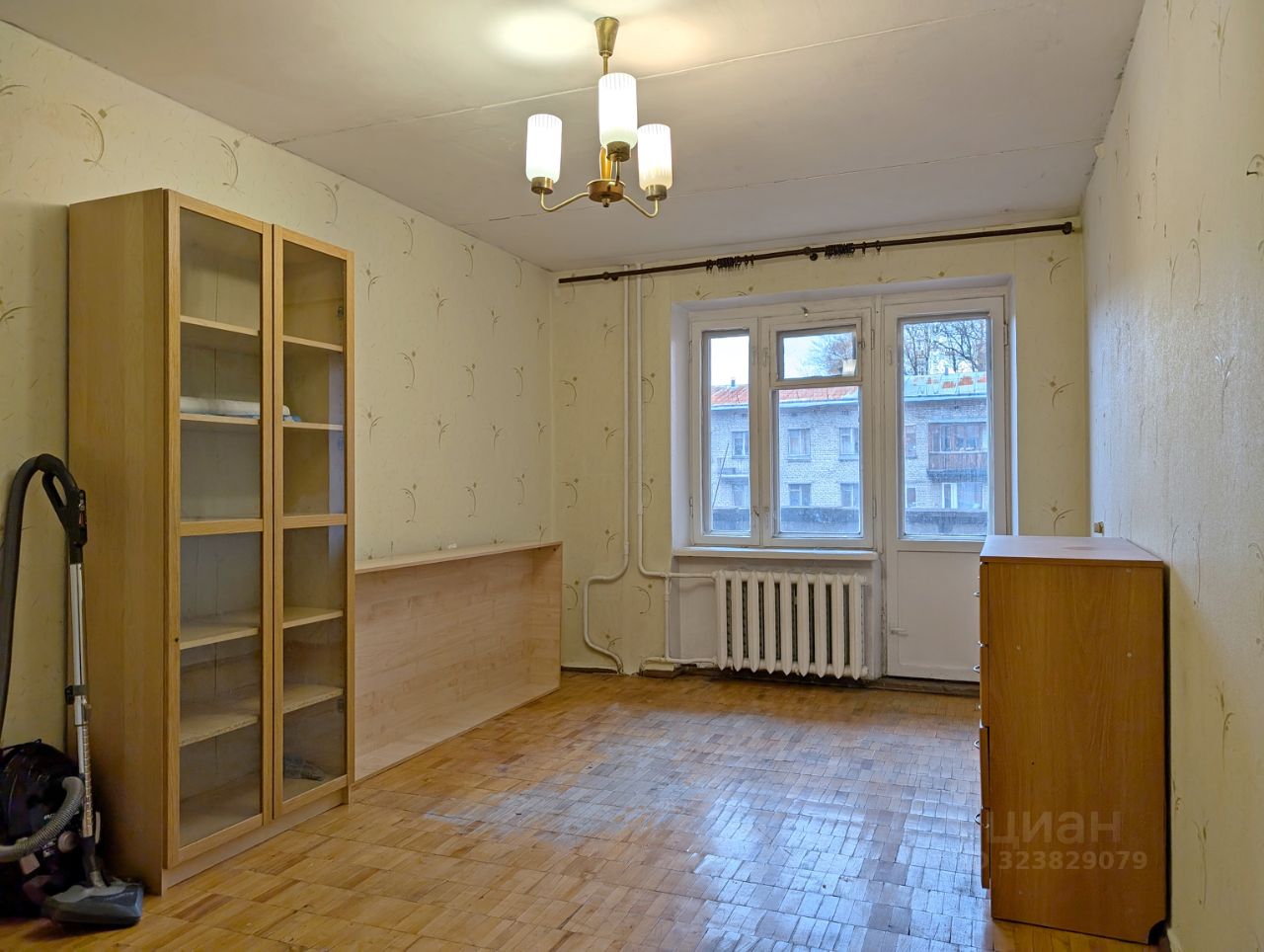 Продажа 1-комн квартиры на вторичном рынке Дибуновская улица, 37