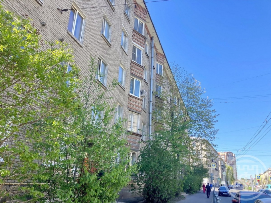 Продажа 3-комн квартиры на вторичном рынке Васи Алексеева ул. ,  д. 15