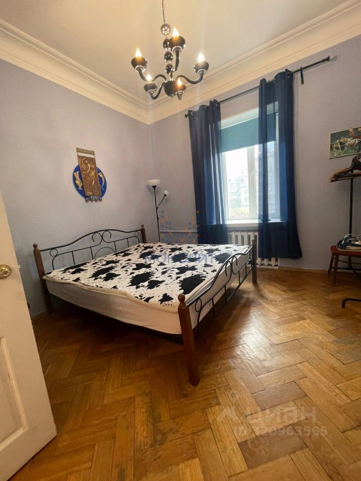 Продажа 4-комн квартиры на вторичном рынке улица Серафимовича, 5/16