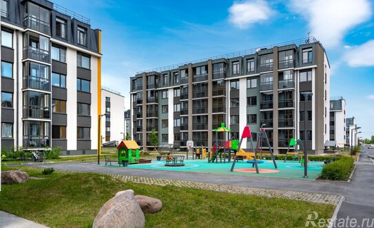 Продажа 2-комн квартиры на вторичном рынке Пушкин г, Камероновская ул,  д. 3 к1