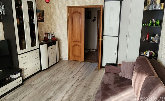 Продажа 3-комн квартиры на вторичном рынке Коренёво, улица Островского,  д. 4