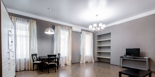 2-комн квартира Реки Мойки наб,  д. 40