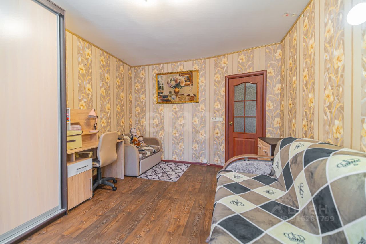 Продажа 2-комн квартиры на вторичном рынке 11-я Красноармейская улица, 13