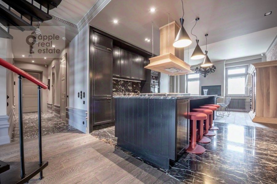 Аренда 4-комн квартиры на вторичном рынке Большой Патриарший переулок, 4