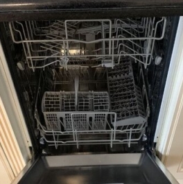 Аренда 1-комн квартиры на вторичном рынке Плотников переулок,  д. 5