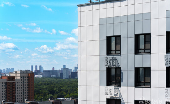 Продажа 3-комн квартиры на вторичном рынке Гражданская 3-я ул,  д. 35,  к. 7