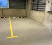 Сдать в аренду Гаражи, машиноместа Мурино г, Ручьевский пр-кт   