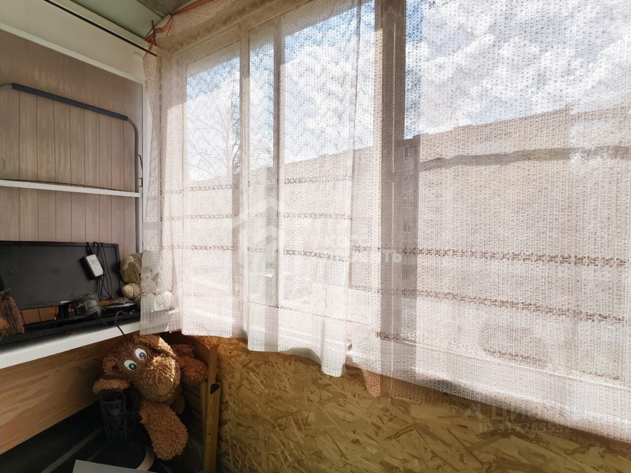 Продажа 2-комн квартиры на вторичном рынке д. Гостилицы, улица Комсомольская, 3