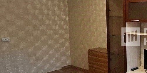 4-комн квартира улица Тельмана, 54