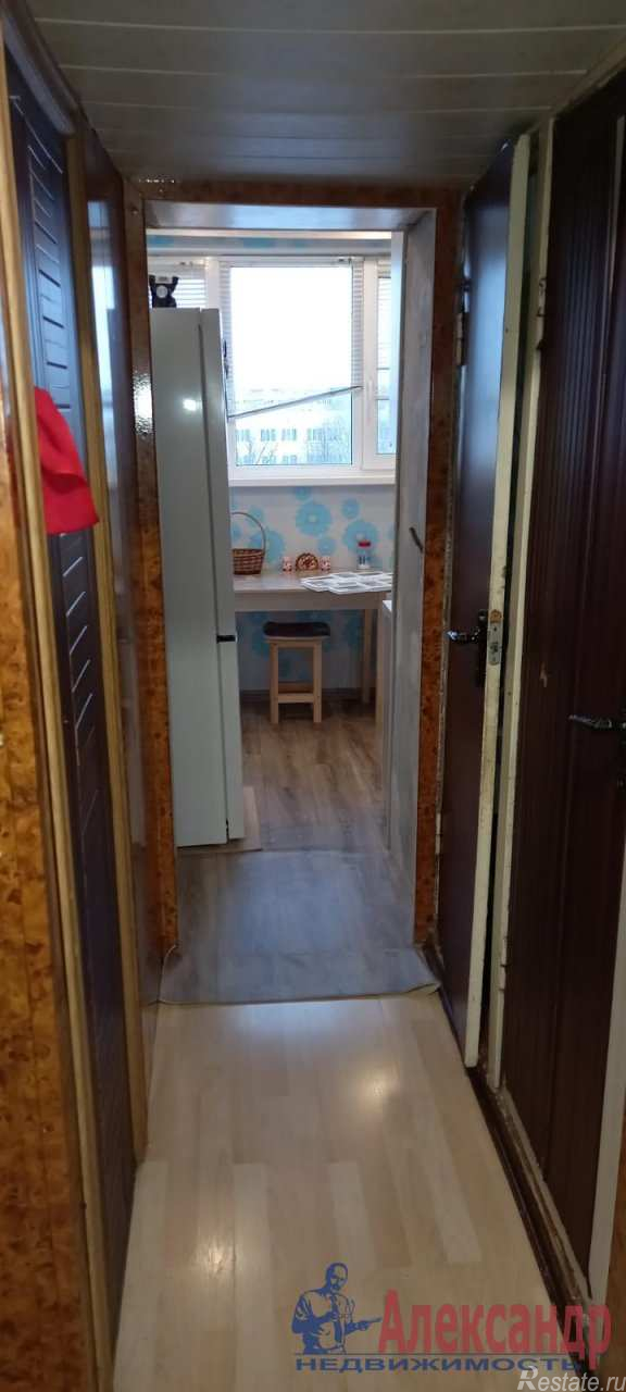 Продажа 1-комн квартиры на вторичном рынке Кировск г., Ладожская ул. ,  д. 20