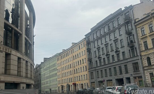 Продажа 4-комн квартиры на вторичном рынке ул Рыбацкая,  д. 6-8