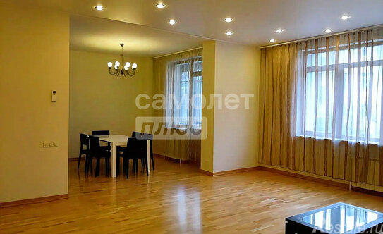 Продажа 4-комн квартиры на вторичном рынке улица Шумкина