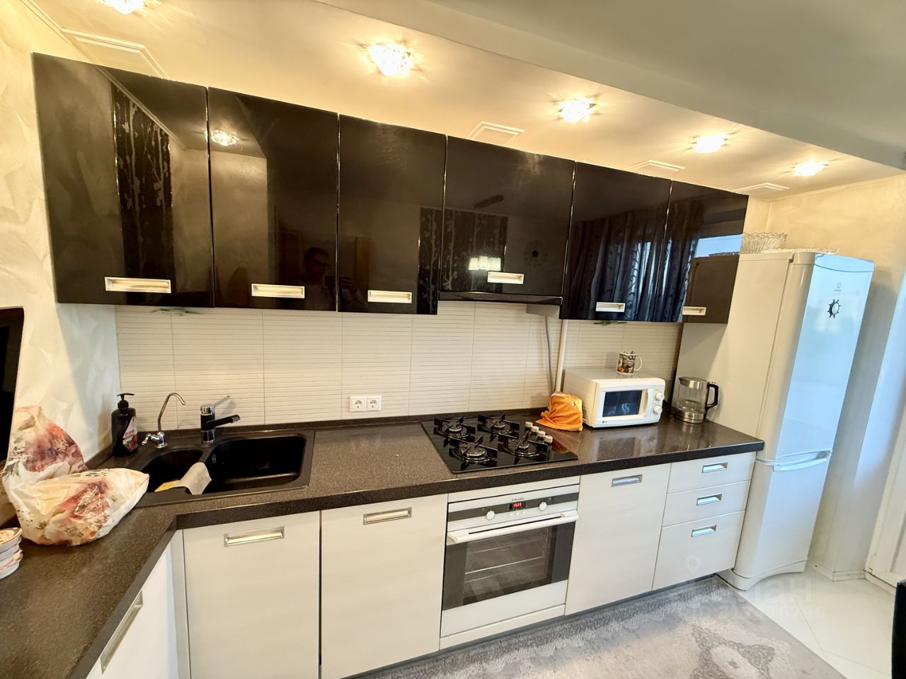 Продажа 3-комн квартиры на вторичном рынке Новопетровская улица, 18