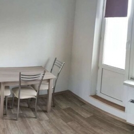 Аренда 1-комн квартиры на вторичном рынке Сходненская улица,  д. 6