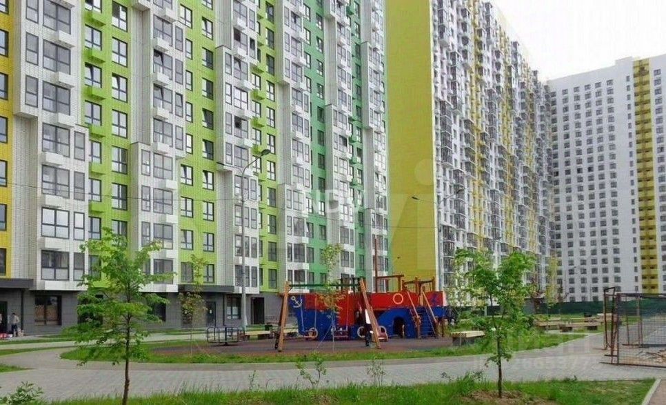 Продажа 2-комн квартиры на вторичном рынке Путилково пгт, улица Сходненская, 17