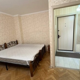 Продажа 1-комн квартиры на вторичном рынке Снежная улица