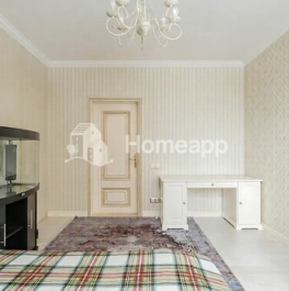 Продажа 4-комн квартиры на вторичном рынке улица Твардовского,  д. 12 к2