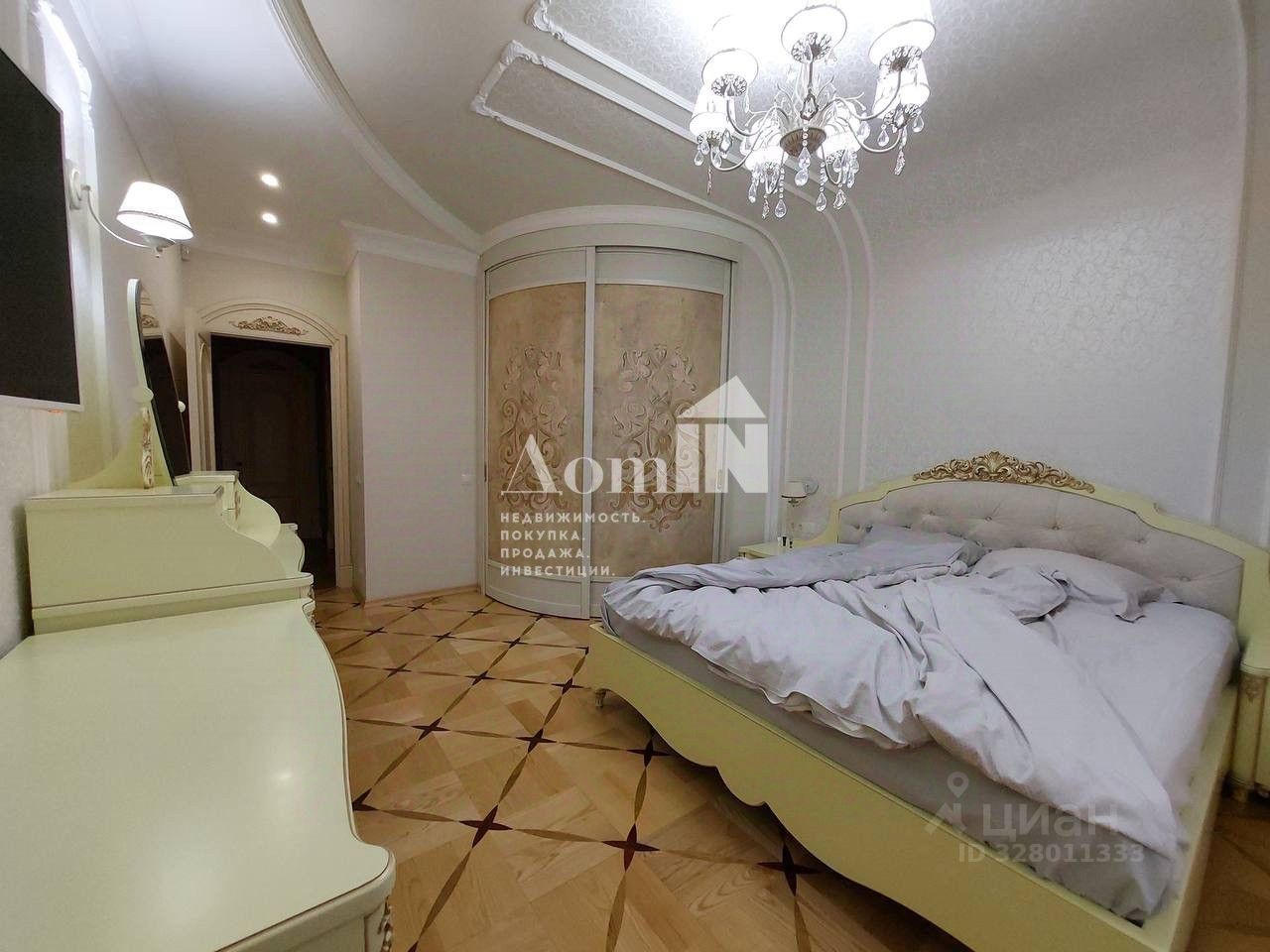 Продажа 4-комн квартиры на вторичном рынке Пушкин, Малая улица, 40