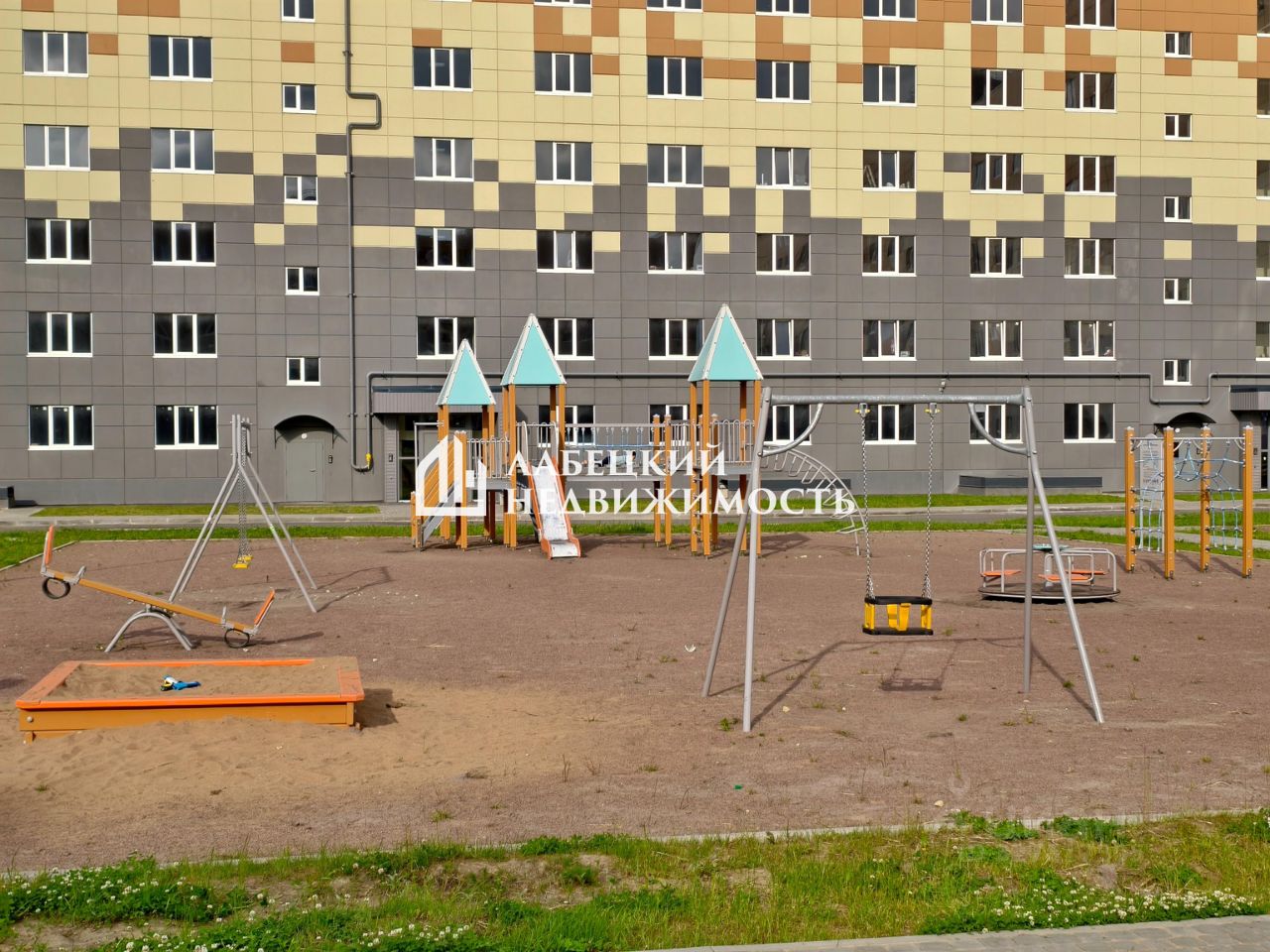 Продажа 1-комн квартиры на вторичном рынке Коммунар г., улица Железнодорожная, 41к1