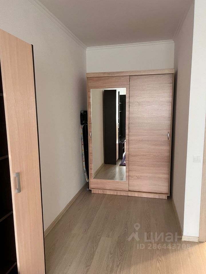 Аренда 1-комн квартиры на вторичном рынке Судостроительная улица, 17