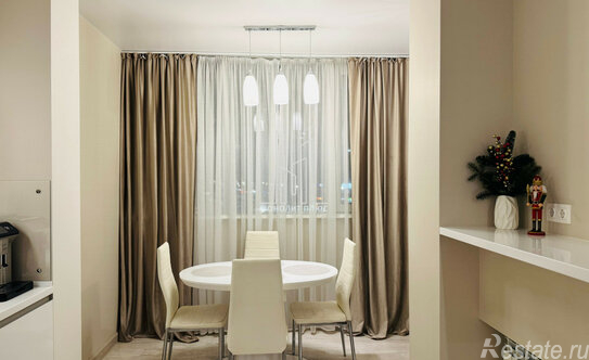 Продажа 3-комн квартиры на вторичном рынке Кудрово, ул Пражская,  д. 7