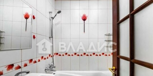 2-комн квартира улица Блохина,  д. 10