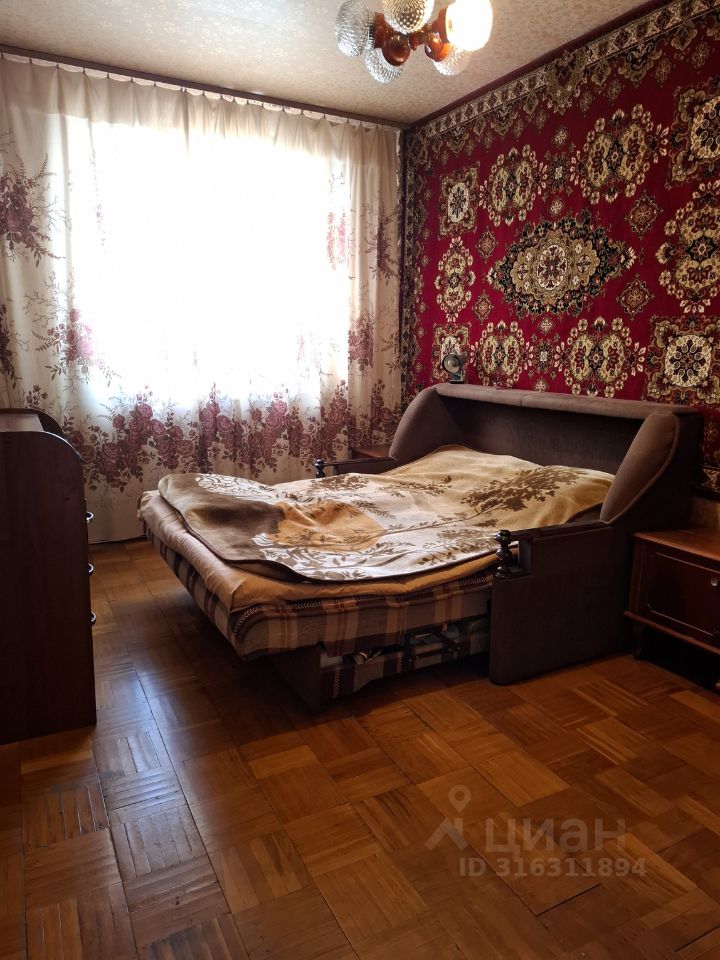 Продажа 3-комн квартиры на вторичном рынке улица Преображенский Вал, 4