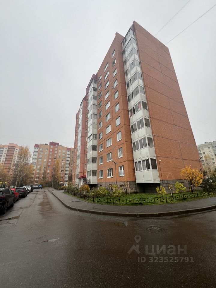 Продажа 3-комн квартиры на вторичном рынке Южный мкр, улица Московская, 21