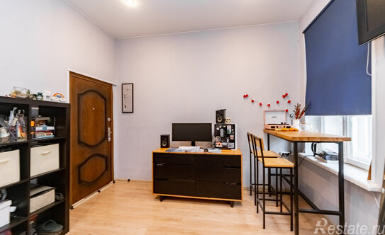 Продажа 3-комн квартиры на вторичном рынке Спасский пер,  д. 9