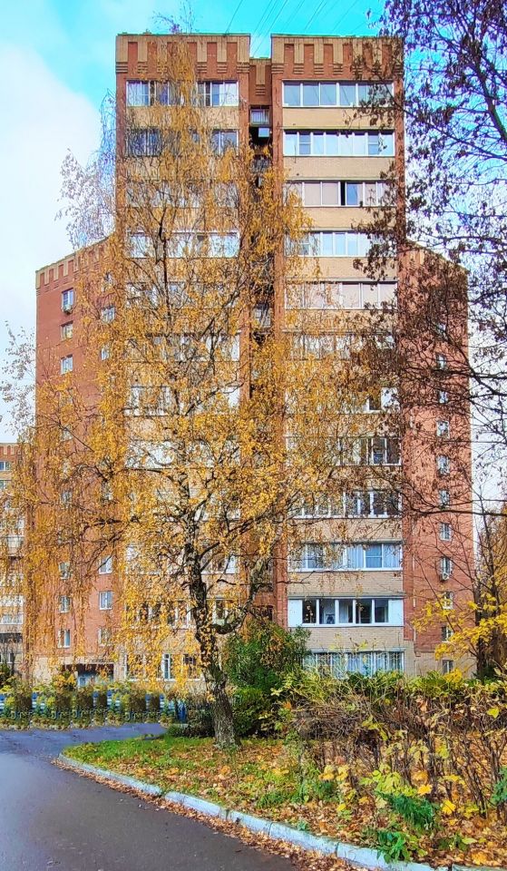 Продажа 2-комн квартиры на вторичном рынке Новлянский мкр, улица Кагана,  д. 6