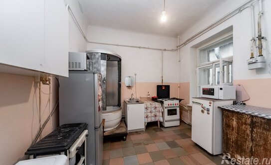 Продажа 3-комн квартиры на вторичном рынке Спасский пер,  д. 9