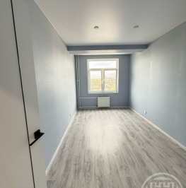 Продажа 3-комн квартиры на вторичном рынке Днепропетровская ул. ,  д. 7