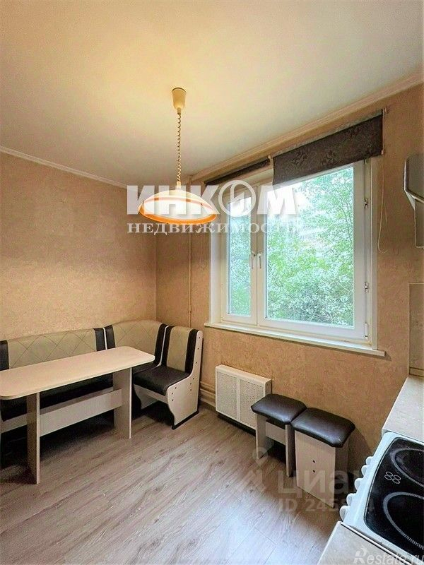 Продажа 1-комн квартиры на вторичном рынке Тарханская улица,  д. 3 к2