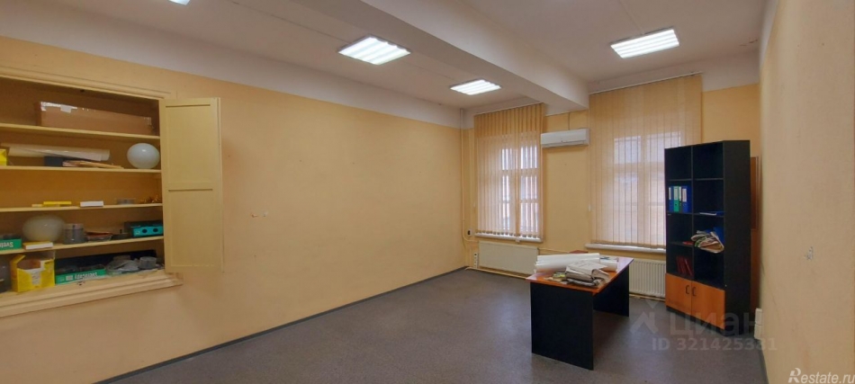 Аренда отдельного здания 11-я линия,  д. 66
