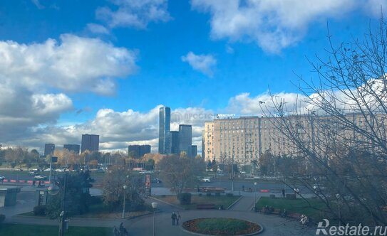 Продажа 2-комн квартиры на вторичном рынке площадь Победы,  д. 1 кБ