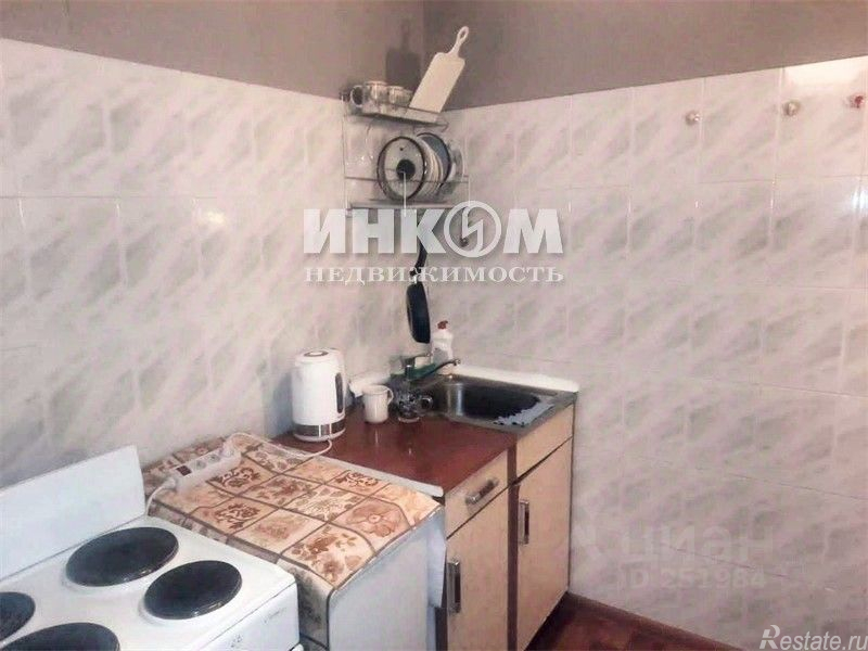 Продажа 1-комн квартиры на вторичном рынке улица Пестеля,  д. 4А