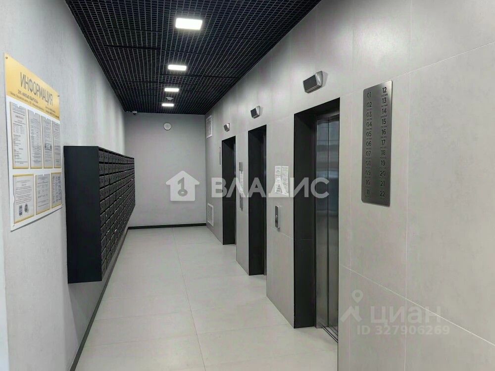 Продажа 3-комн квартиры на вторичном рынке Варшавское шоссе, 168