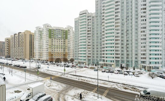 Продажа 1-комн квартиры на вторичном рынке Железнодорожный, улица Струве,  д. 5