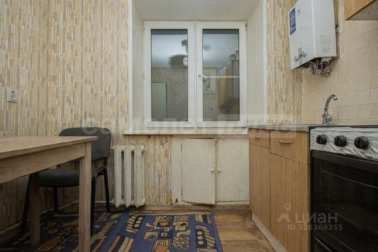 Продажа 2-комн квартиры на вторичном рынке Южный мкр, улица Рижская,  д. 6