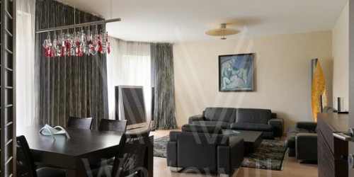 6-комн квартира улица Дунаевского,  д. 7