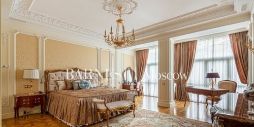 3-комн квартира Хлыновский тупик,  д. 4