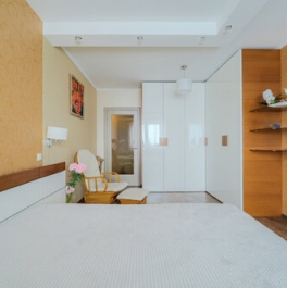 Продажа 3-комн квартиры на вторичном рынке Космонавтов пр-кт,  д. 61,  к. 2