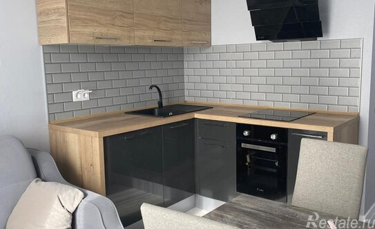 Продажа 1-комн квартиры на вторичном рынке Складочная улица,  д. 8 к1