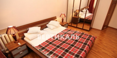 2-комн квартира улица Макаренко,  д. 8